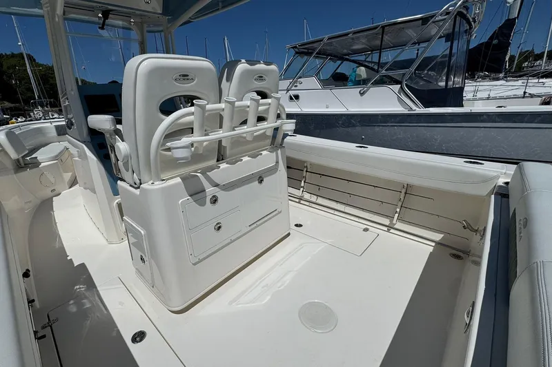 Slide: The Image of Cobia 280 Center Console 2023 - 9
