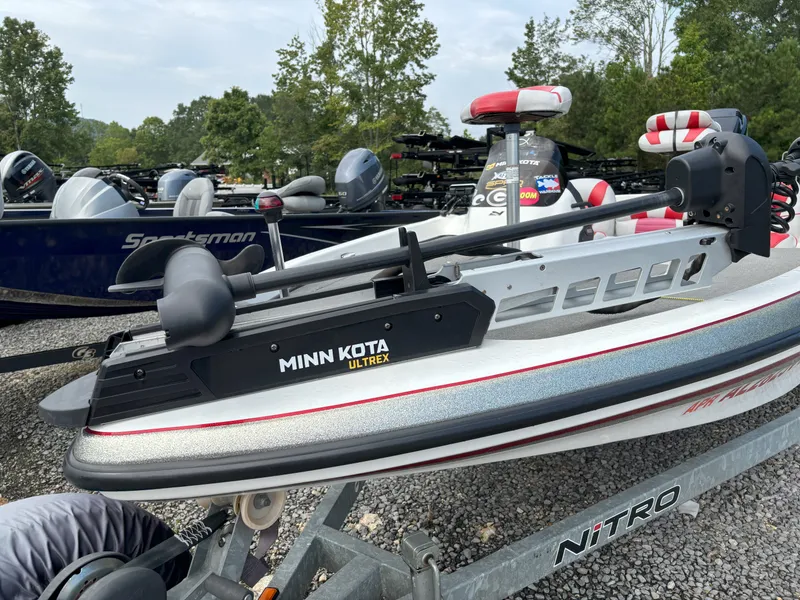 Slide: The Image of Nitro NX 882 2004 - 12