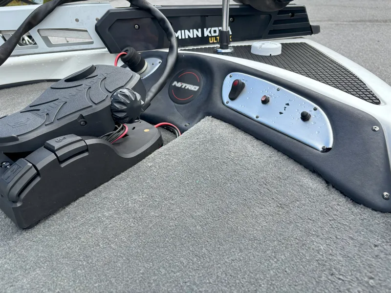 Slide: The Image of Nitro NX 882 2004 - 5