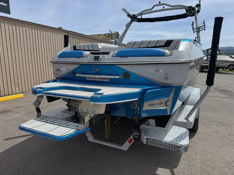 Slide: The Image of Malibu 24 MXZ 2021 - 2