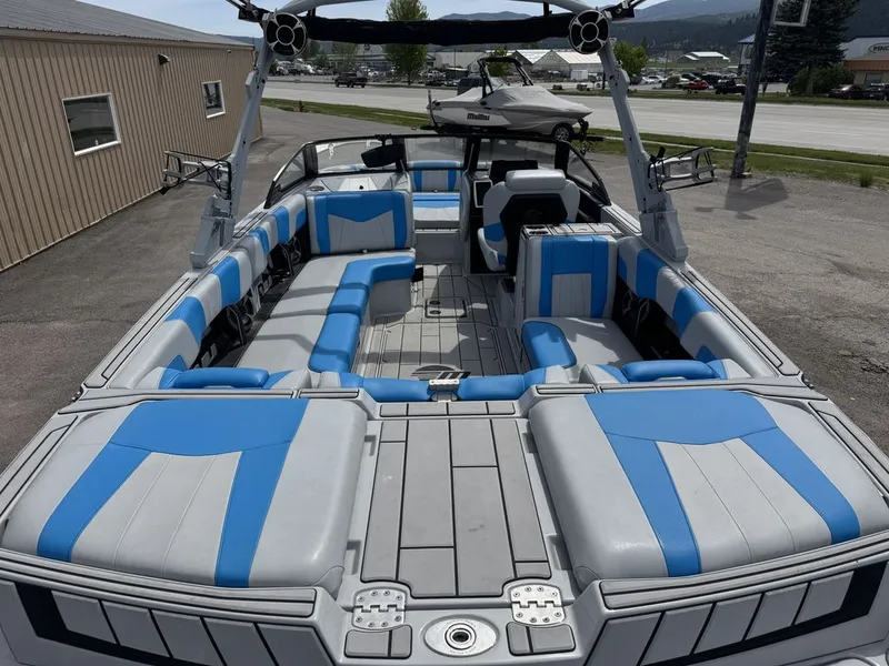 Slide: The Image of Malibu 24 MXZ 2021 - 4