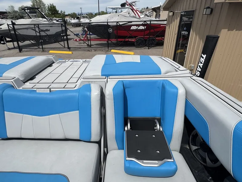 Slide: The Image of Malibu 24 MXZ 2021 - 6