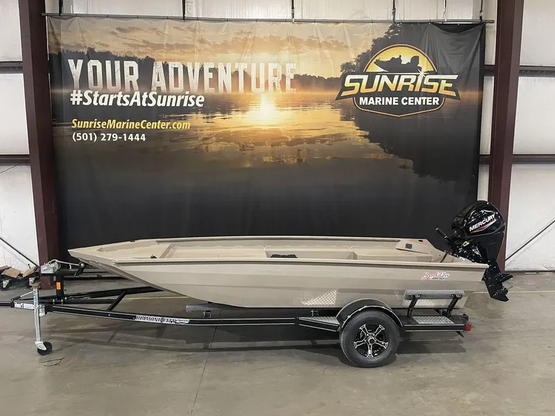 Slide: The Image of 2023 Legend Craft Bandit 1548SS Mid Deck boat at Sunrise Marine Center. - 13