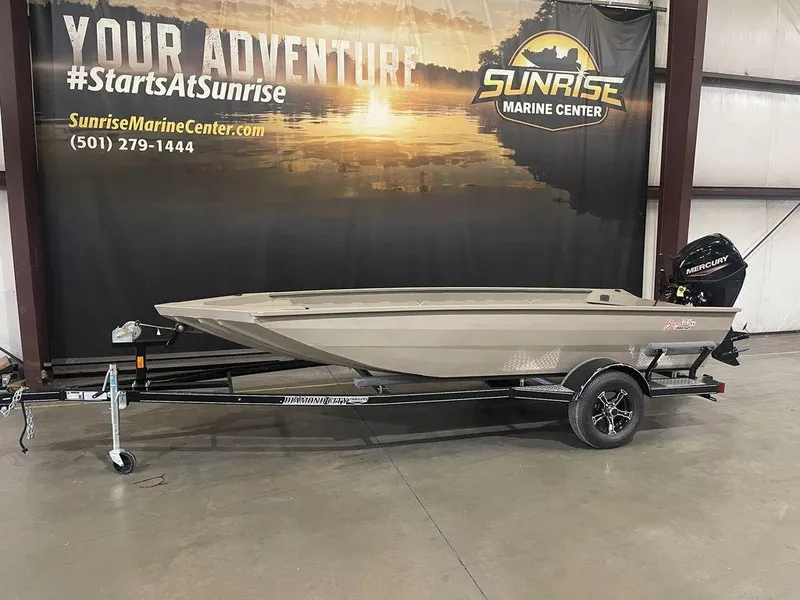 Slide: The Image of 2023 Legend Craft Bandit 1548SS Mid Deck boat at Sunrise Marine Center. - 3