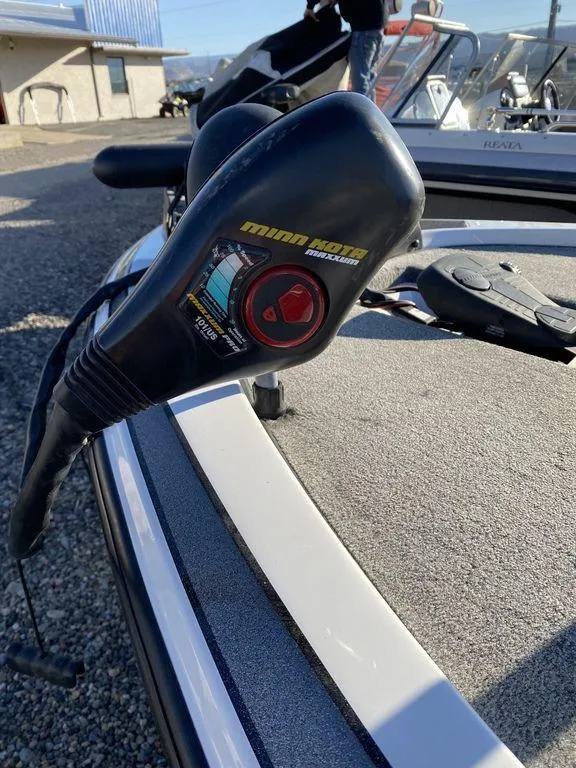 Slide: The Image of Close-up of a 2006 Skeeter Bass Boat with a Minn Kota trolling motor. - 5