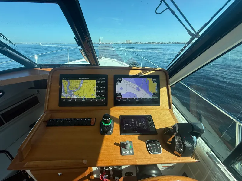 Slide: The Image of Back Cove 390 2022 - 17