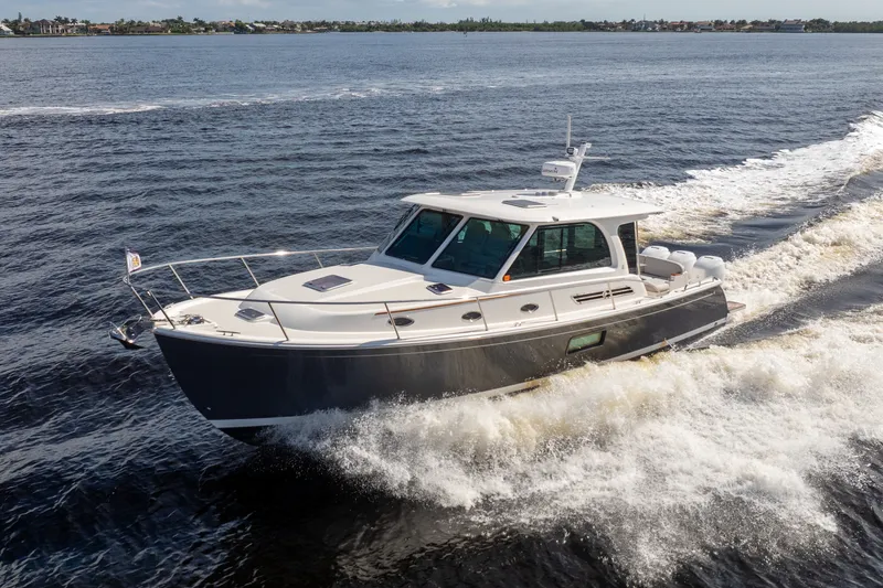 Slide: The Image of Back Cove 390 2022 - 28