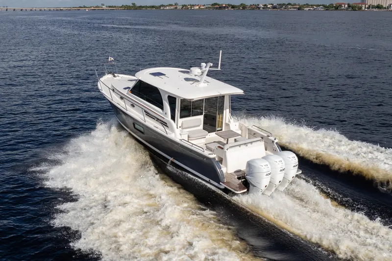 Slide: The Image of Back Cove 390 2022 - 29