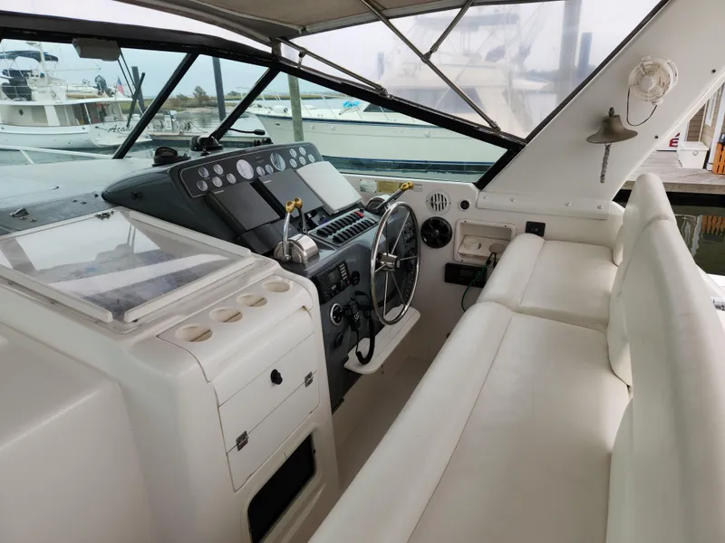 Slide: The Image of Tiara 4000 Express 1999 - 12