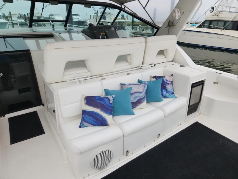 Slide: The Image of Tiara 4000 Express 1999 - 14