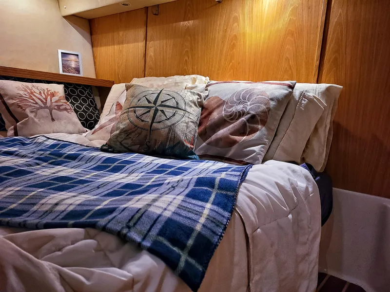 Slide: The Image of Tiara 4000 Express 1999 - 31