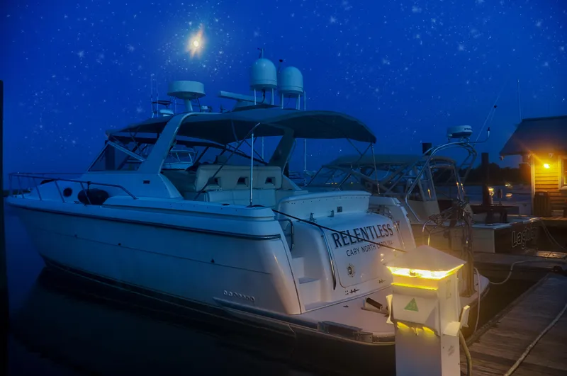 Slide: The Image of Tiara 4000 Express 1999 - 4