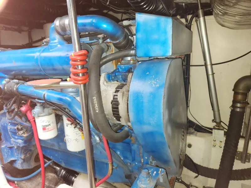 Slide: The Image of Tiara 4000 Express 1999 - 42