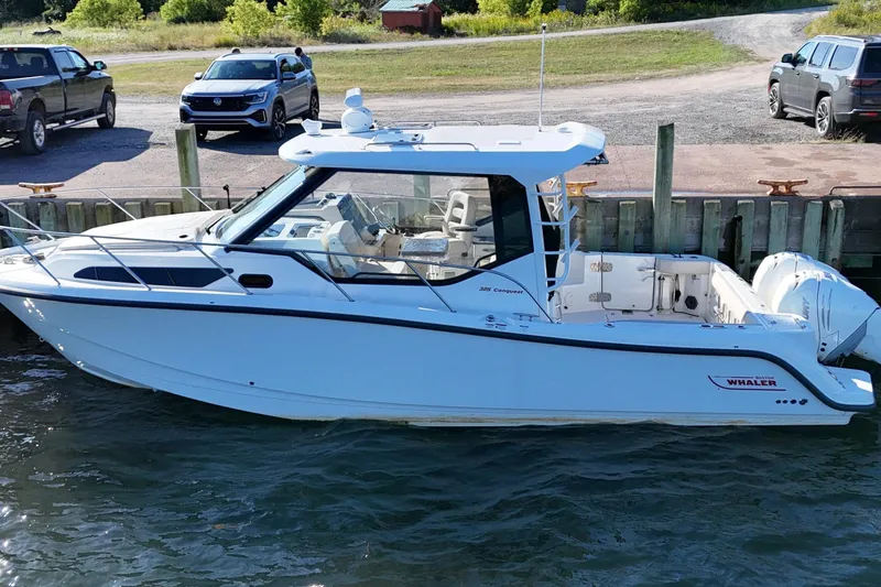 Slide: The Image of Boston Whaler 325 Conquest 2023 - 1