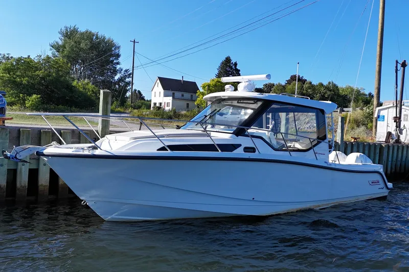 Slide: The Image of Boston Whaler 325 Conquest 2023 - 4