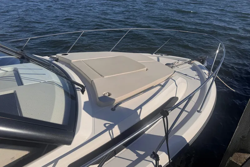 Slide: The Image of Boston Whaler 325 Conquest 2023 - 7