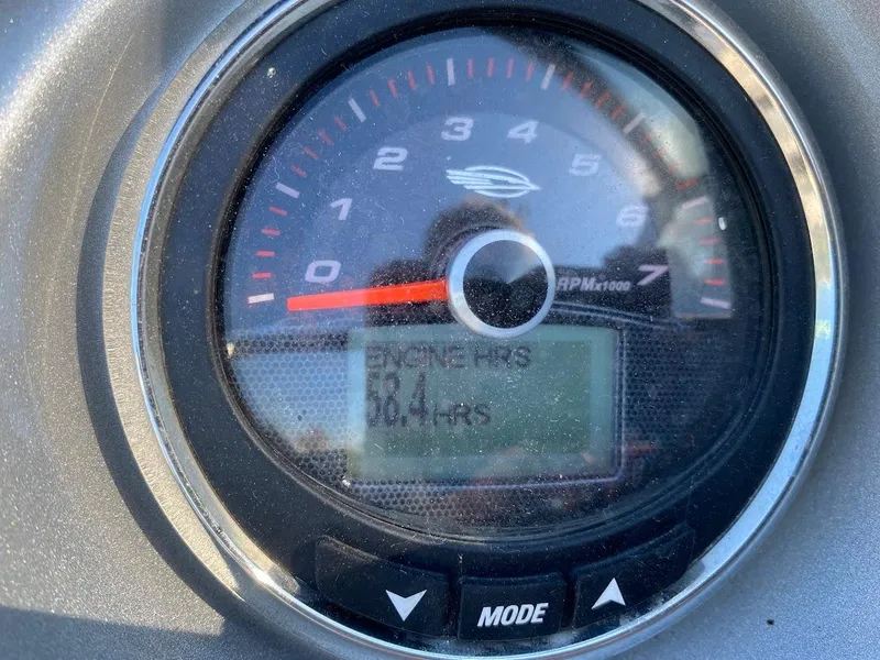 Slide: The Image of Chaparral 224 Sunesta 2016 engine hour meter displaying 88.4 hours. - 19