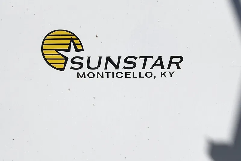 The Image of Sunstar Monticello, KY logo on a 1996 Sunstar 16x78 model. - 3