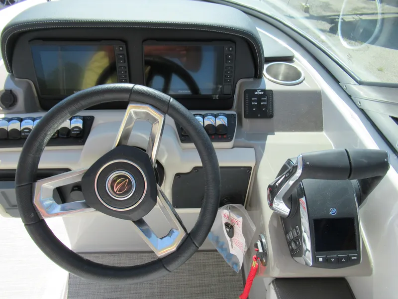 Slide: The Image of Crownline Boats E305 2022 - 10