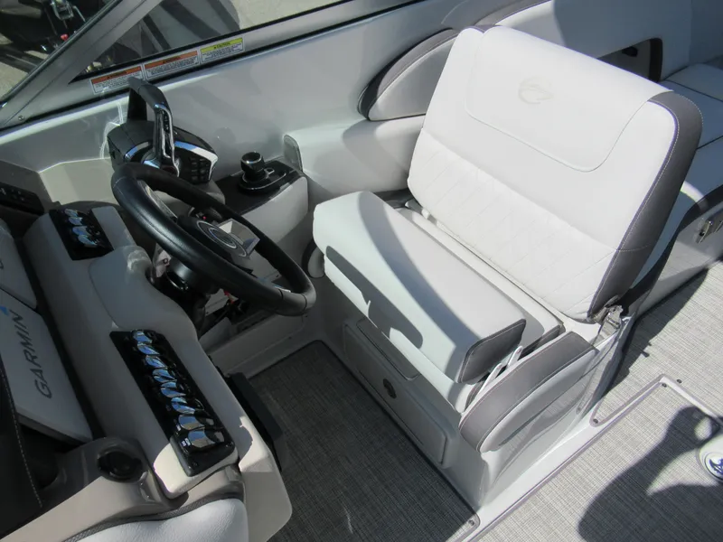 Slide: The Image of Crownline Boats E305 2022 - 9