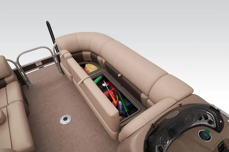 Slide: The Image of Sun Tracker SportFish 22 DLX 2023 - 23