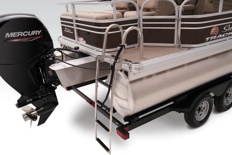 Slide: The Image of Sun Tracker SportFish 22 DLX 2023 - 48