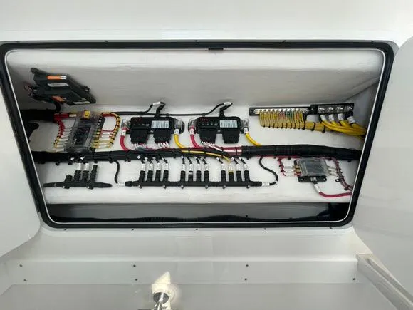 Slide: The Image of Mag Bay 43 Center Console 2027 - 54