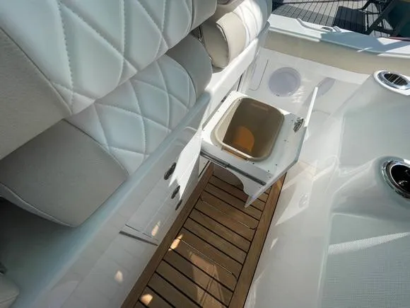 Slide: The Image of Mag Bay 43 Center Console 2027 - 105