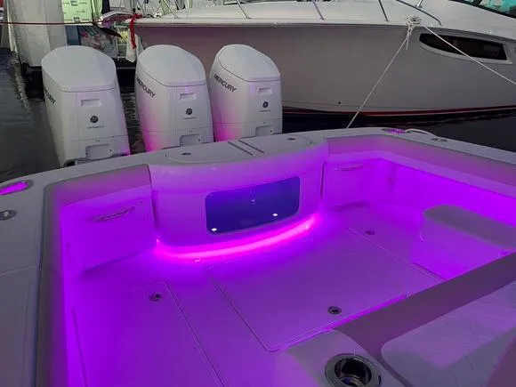 Slide: The Image of Mag Bay 43 Center Console 2027 - 62