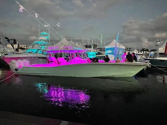 Slide: The Image of Mag Bay 43 Center Console 2027 - 67