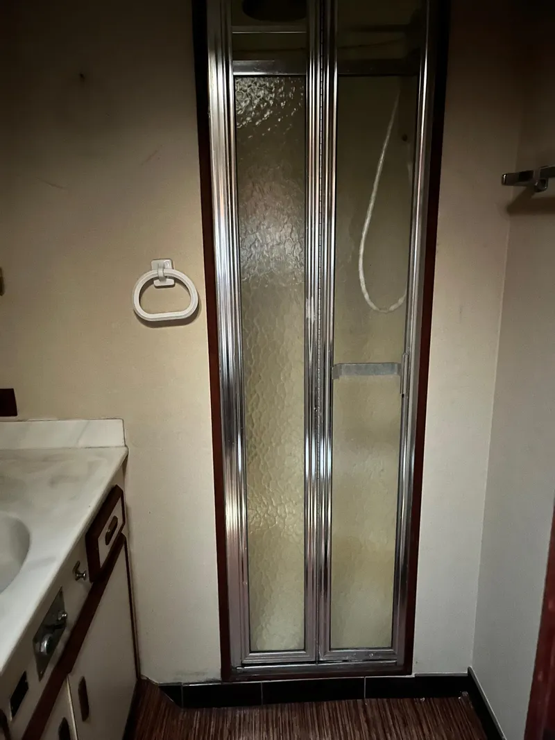 Slide: The Image of Bertram 54 1986 - 16