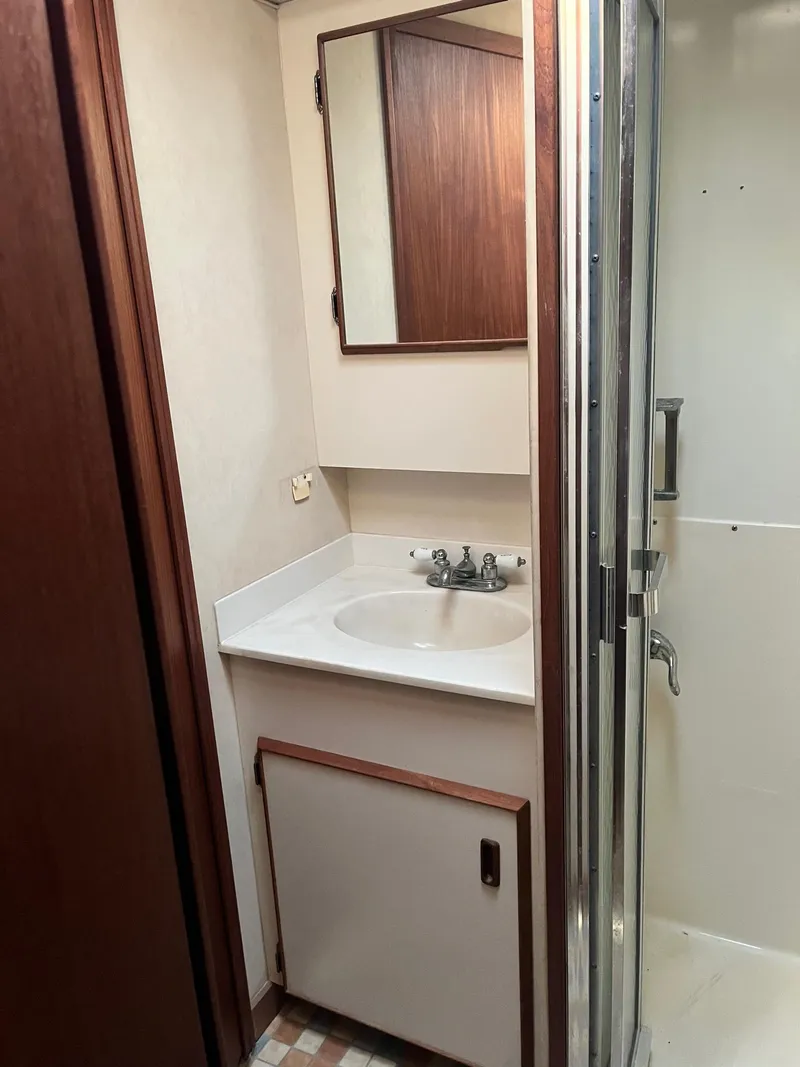 Slide: The Image of Bertram 54 1986 - 18