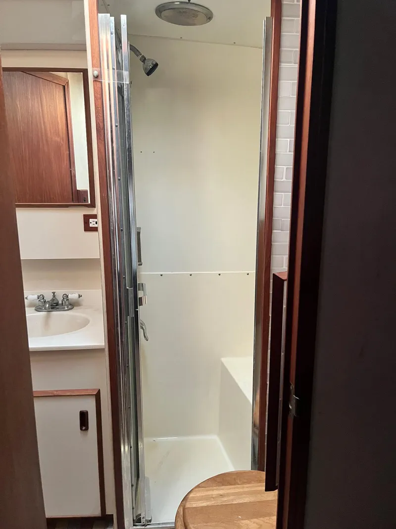 Slide: The Image of Bertram 54 1986 - 19