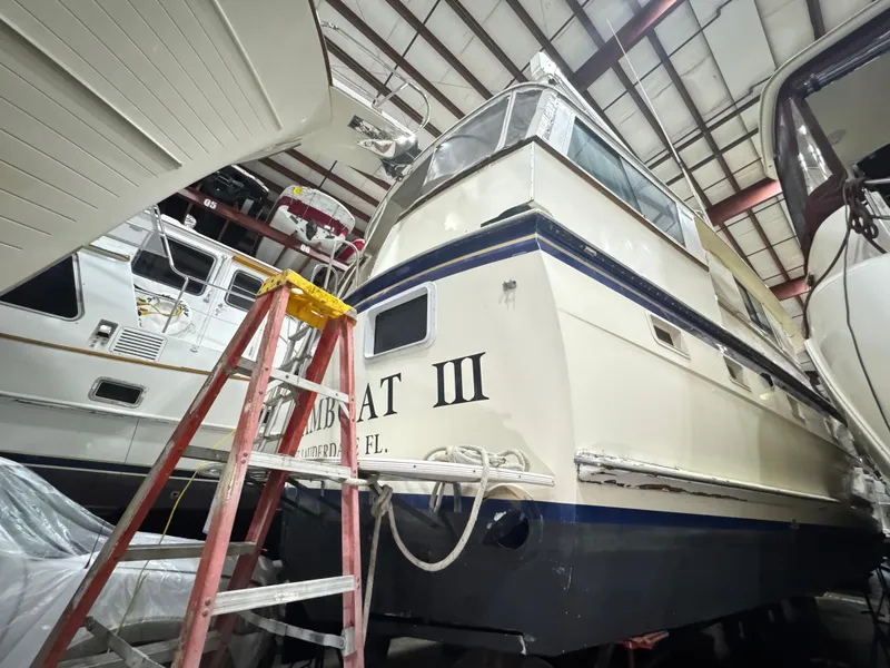 Slide: The Image of Hatteras 58 MY 1978 - 161