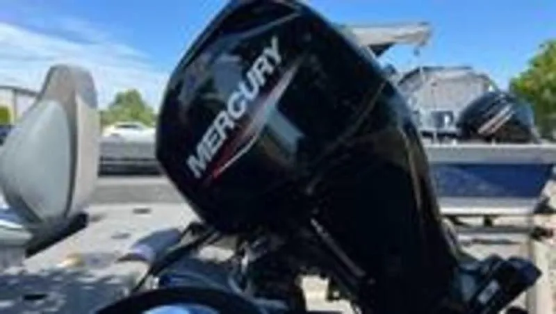 Slide: The Image of 2022 Alumacraft Classic 165 CS with Mercury outboard motor. - 3