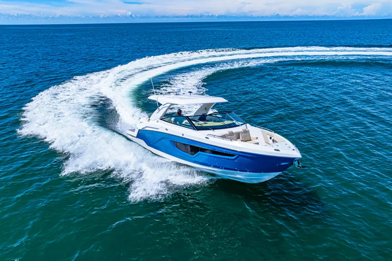 Slide: The Image of Cruisers Yachts 34 GLS Outboard 2026 - 13