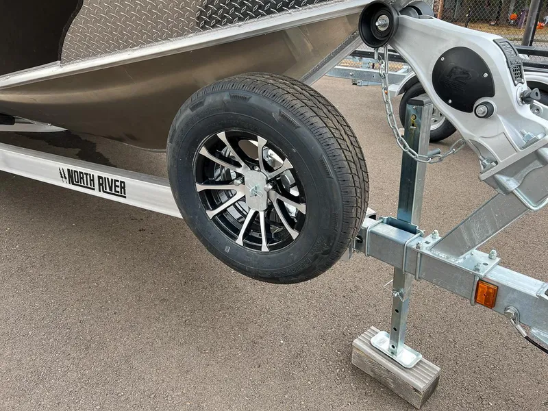 Slide: The Image of North River 23 SeaHawk 2026 - 22