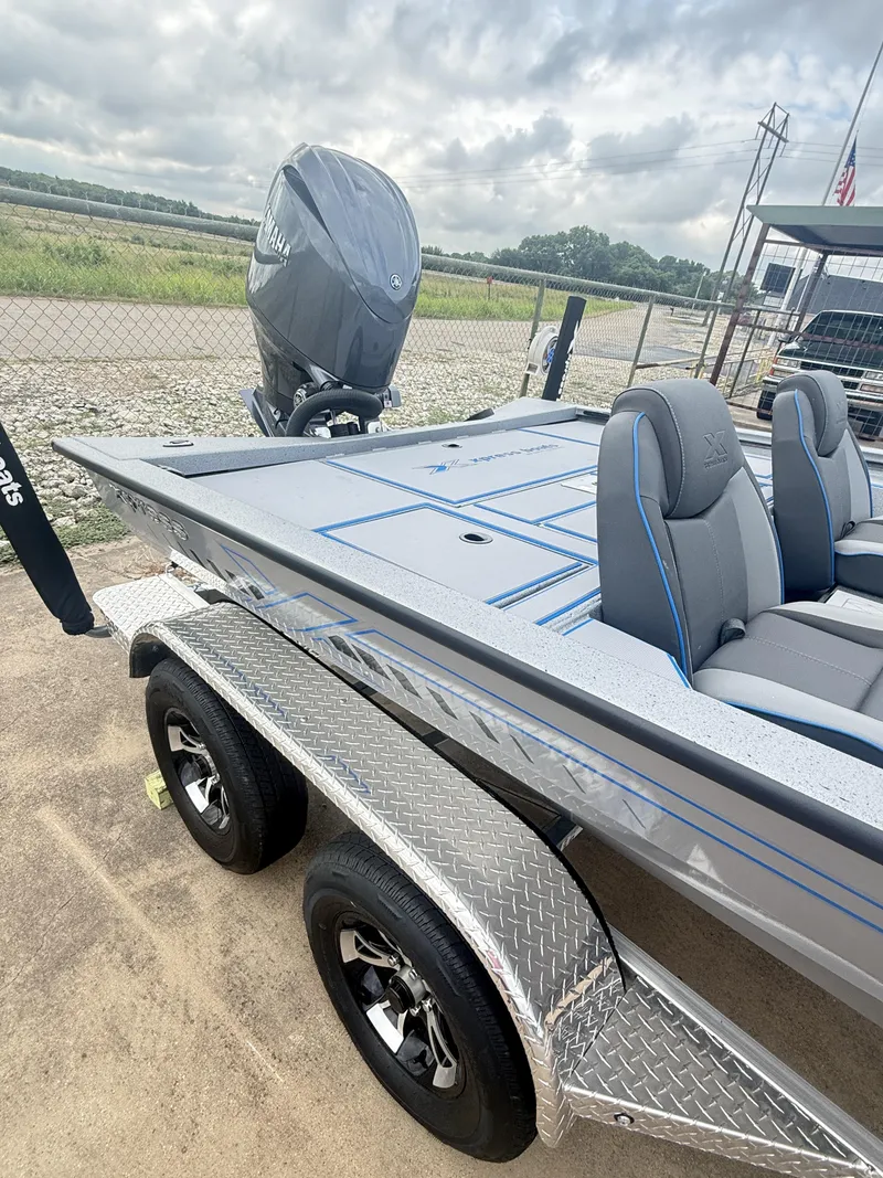 Slide: The Image of Xpress H20 CRAPPIE 2026 - 15