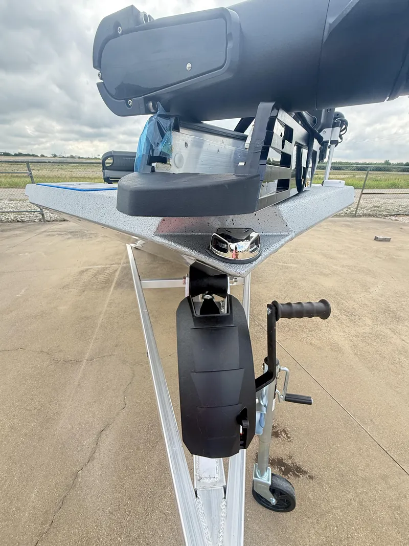 Slide: The Image of Xpress H20 CRAPPIE 2026 - 17