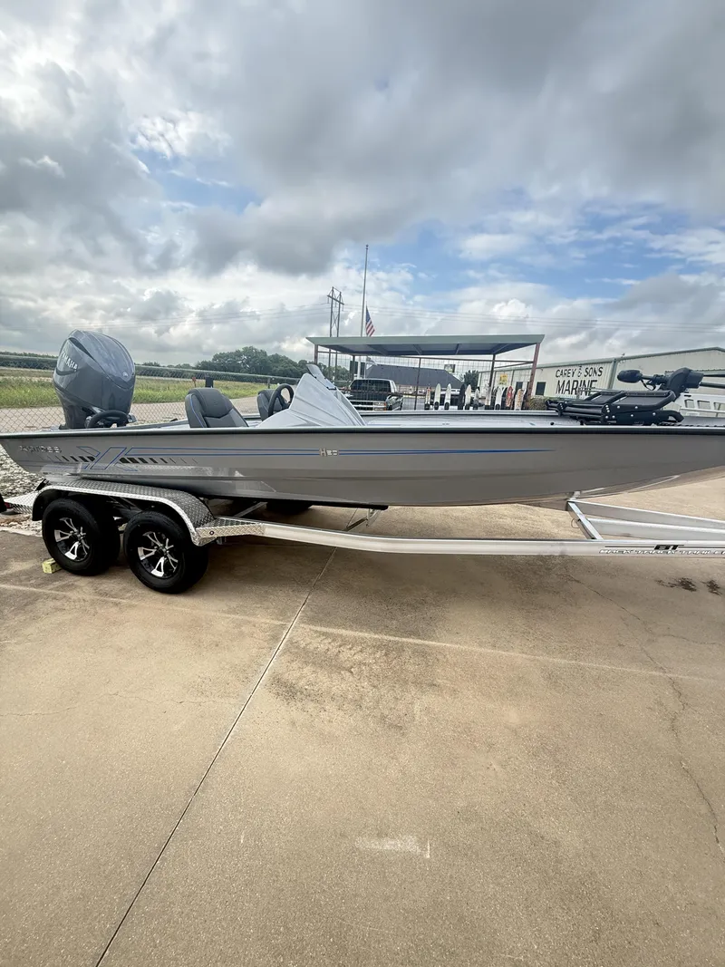 The Image of Xpress H20 CRAPPIE 2026 - 0