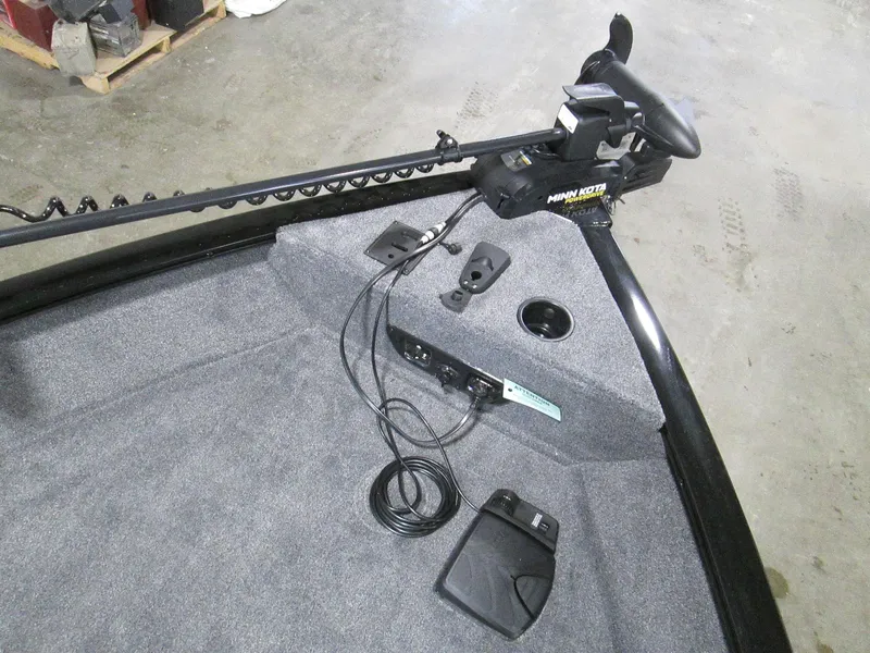 Slide: The Image of 2023 Tracker Pro Guide V-175 WT boat with Minn Kota trolling motor. - 8