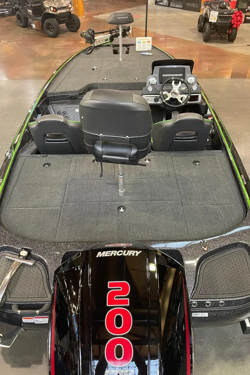 Slide: The Image of 2023 Nitro Z19 boat with Mercury 200 engine on display. - 4