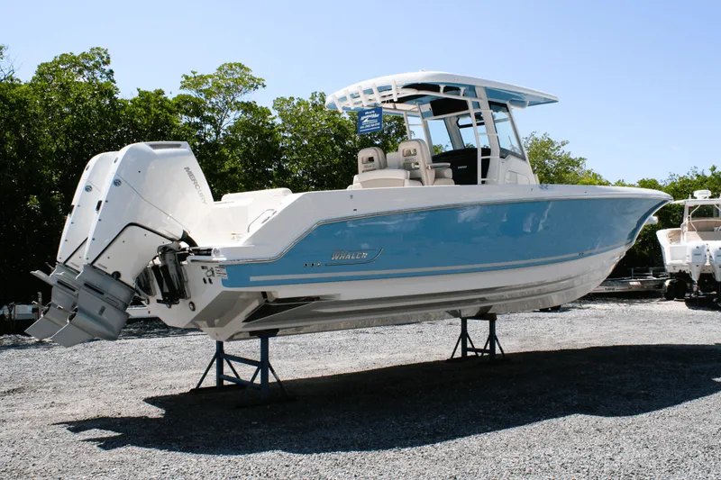 Slide: The Image of Boston Whaler 330 Outrage 2026 - 2