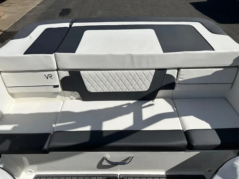 Slide: The Image of Bayliner VR4 Bowrider w/ 200HP Mercruiser! 2023 - 17