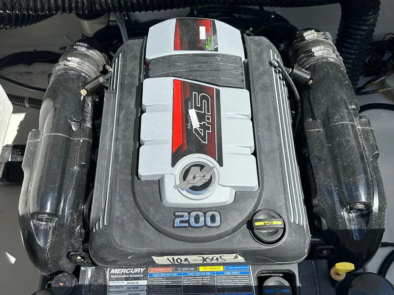 Slide: The Image of Bayliner VR4 Bowrider w/ 200HP Mercruiser! 2023 - 8