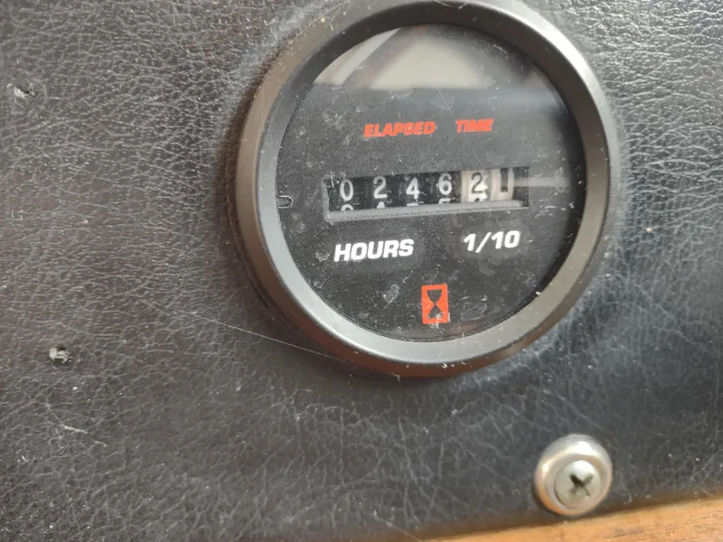 Slide: The Image of 1976 Trojan 260 Hardtop Express hour meter showing 246.2 hours elapsed. - 12