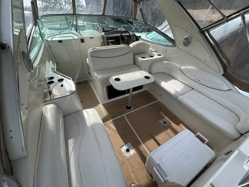 Slide: The Image of Maxum 3300 SCR 2000 - 11