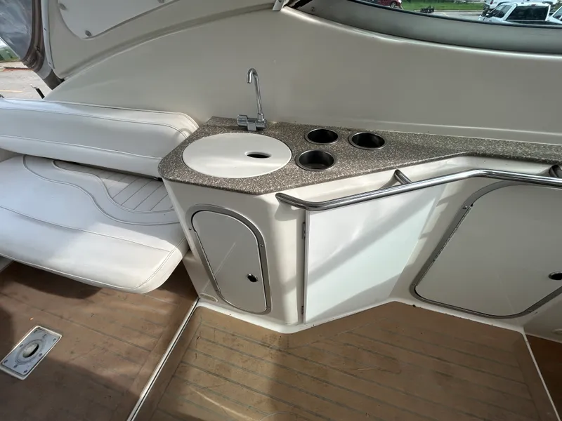 Slide: The Image of Maxum 3300 SCR 2000 - 15