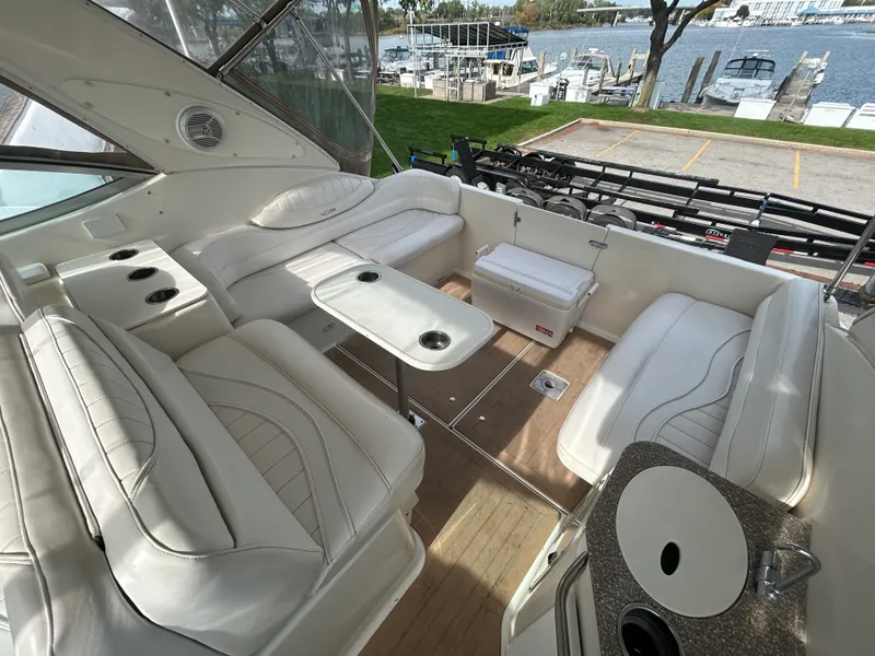 Slide: The Image of Maxum 3300 SCR 2000 - 21