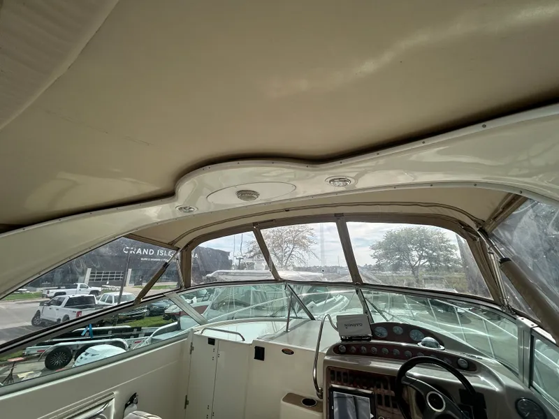 Slide: The Image of Maxum 3300 SCR 2000 - 36